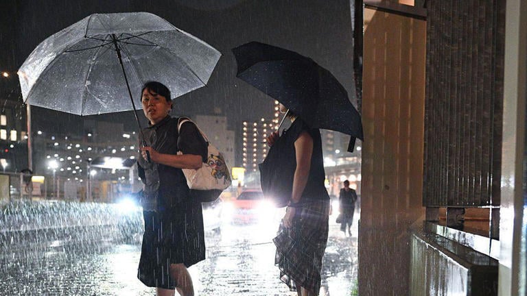 Thousands stranded as heavy rain kills at least five in Japan