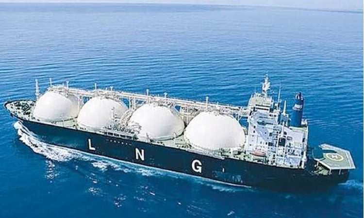 Summit FSRU begins gas supply