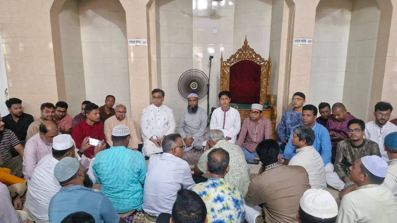 Doa Mahfil held at JU marking Khaleda Zia's 82nd birthday