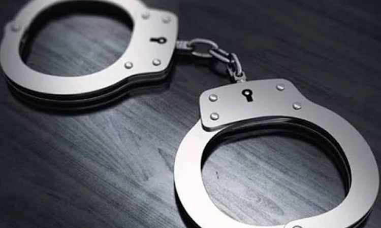 Seven-member robbery gang arrested, foreign pistol seized