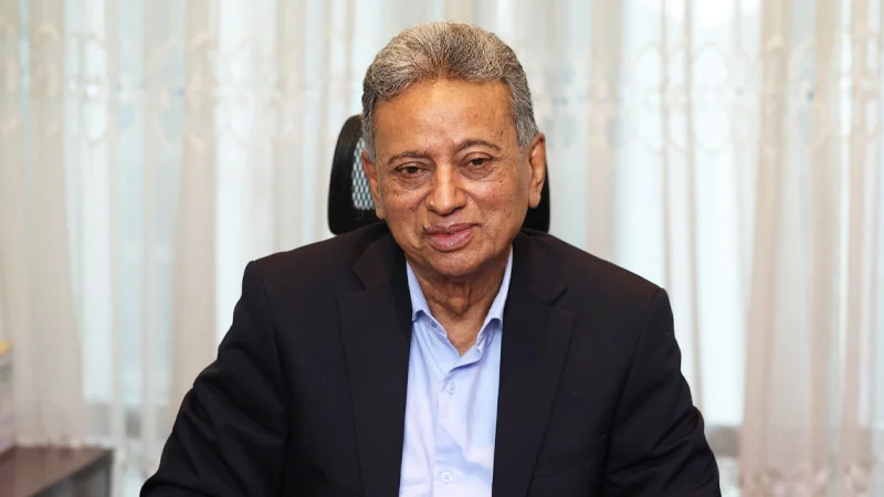 Govt to implement new pay scale for public servants this year: Khosru