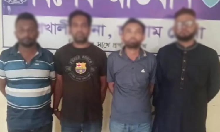 Fake police clearance issued through bogus website in Ctg, four arrested