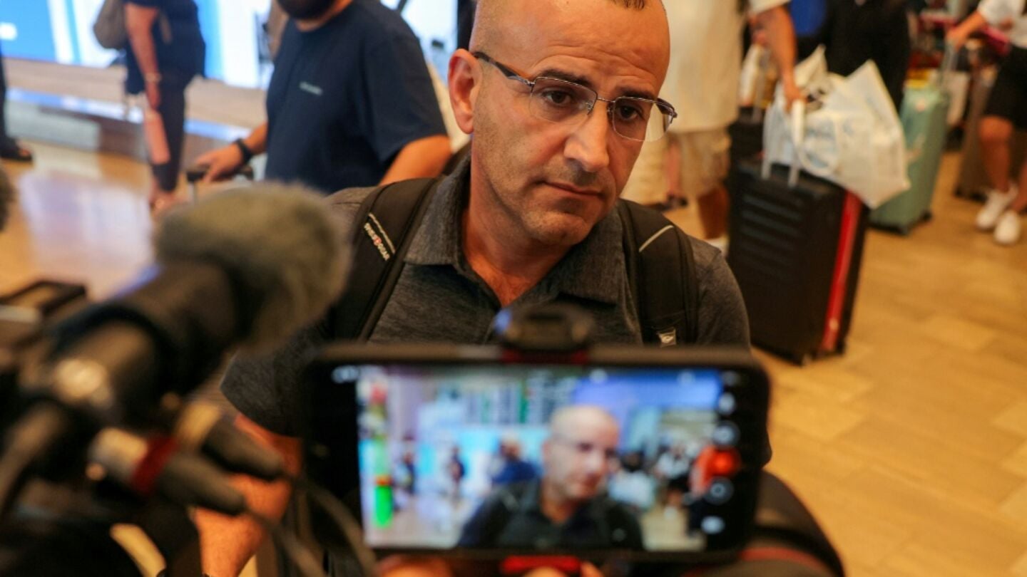 US-Palestinian says 'terrified' as he returns to property besieged by settlers