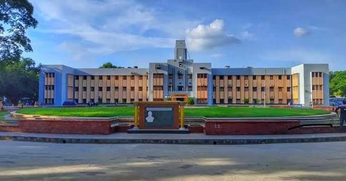 ACs to be installed in reading rooms of all RU halls
