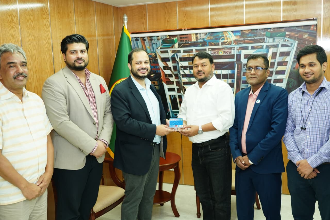Drinkwell holds meeting with RCC Administrator over installation of Water ATM booths