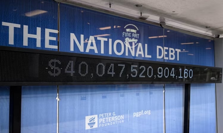 US national debt exceeds $40 trillion for first time