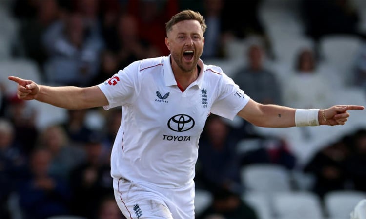 Robinson and Tongue share match ball after dismissing Pakistan