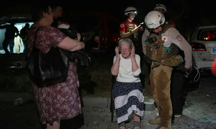 Russian strikes kill 9 in Kyiv, surrounding region