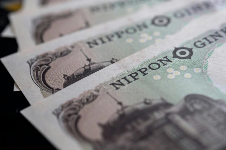 Asian markets extend rally as traders assess US Treasuries pledge