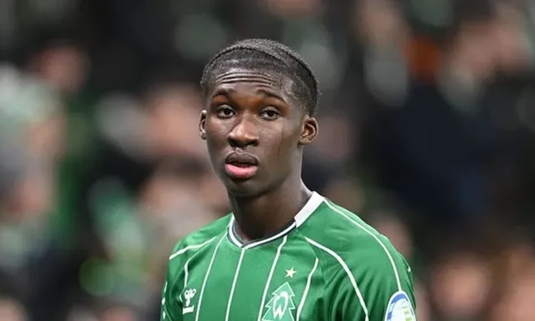 German teen defender Coulibaly joins Strasbourg