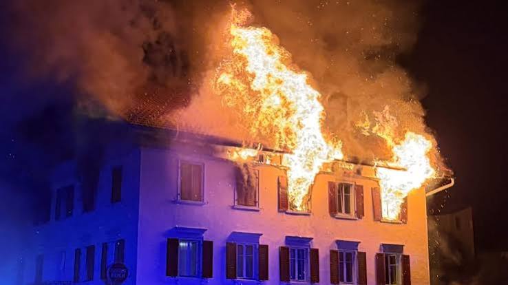 Two die, others missing after Swiss apartment block fire: police