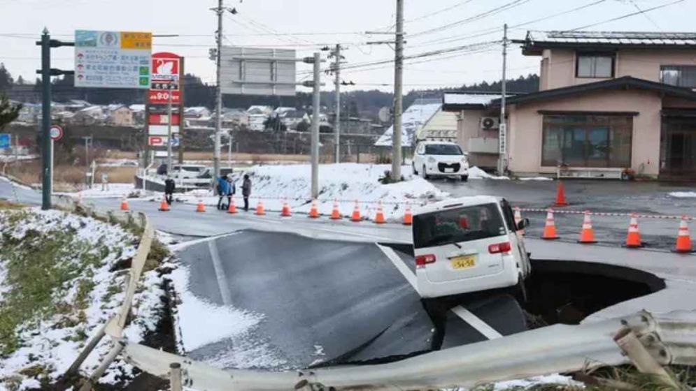 Japan earthquake injures dozens
