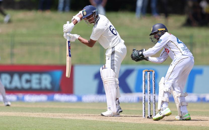 India lose two before lunch in second Sri Lanka Test