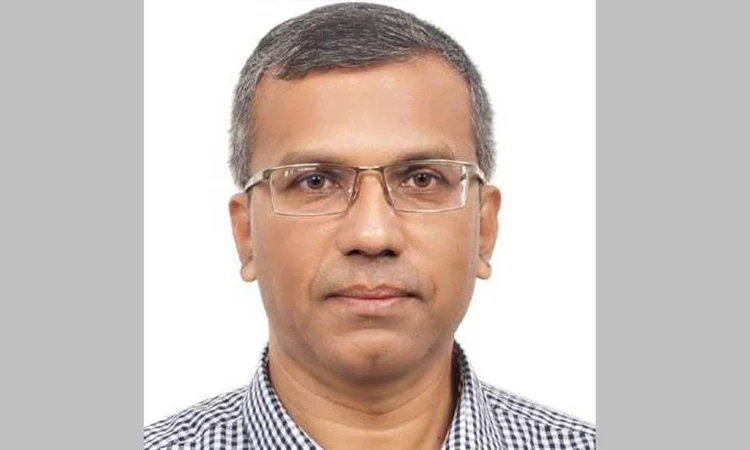 BB Governor directs Sammilito Islami Bank to resume normal operations