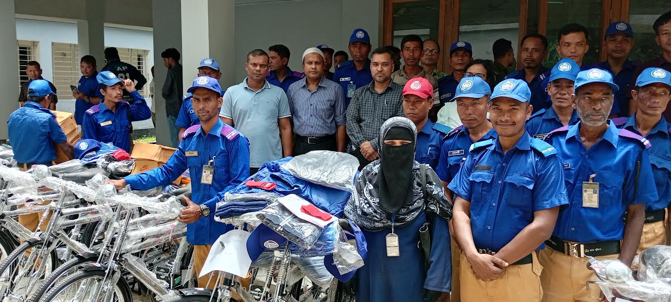 Bicycles, uniforms distributed among village police in Kaptai