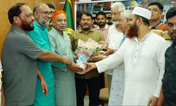 Business leaders pledge to stand beside RCC for the sake of Rajshahi's development
