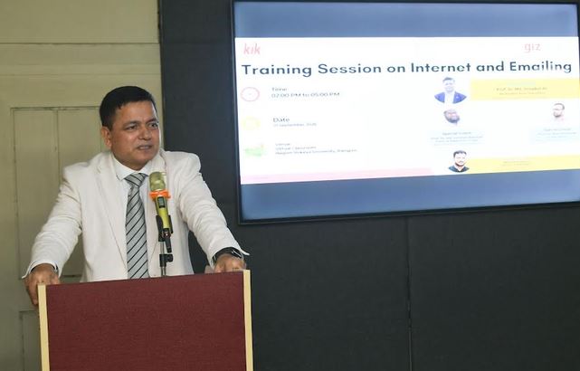 BRUR holds training workshop on 'Internet and Emailing'