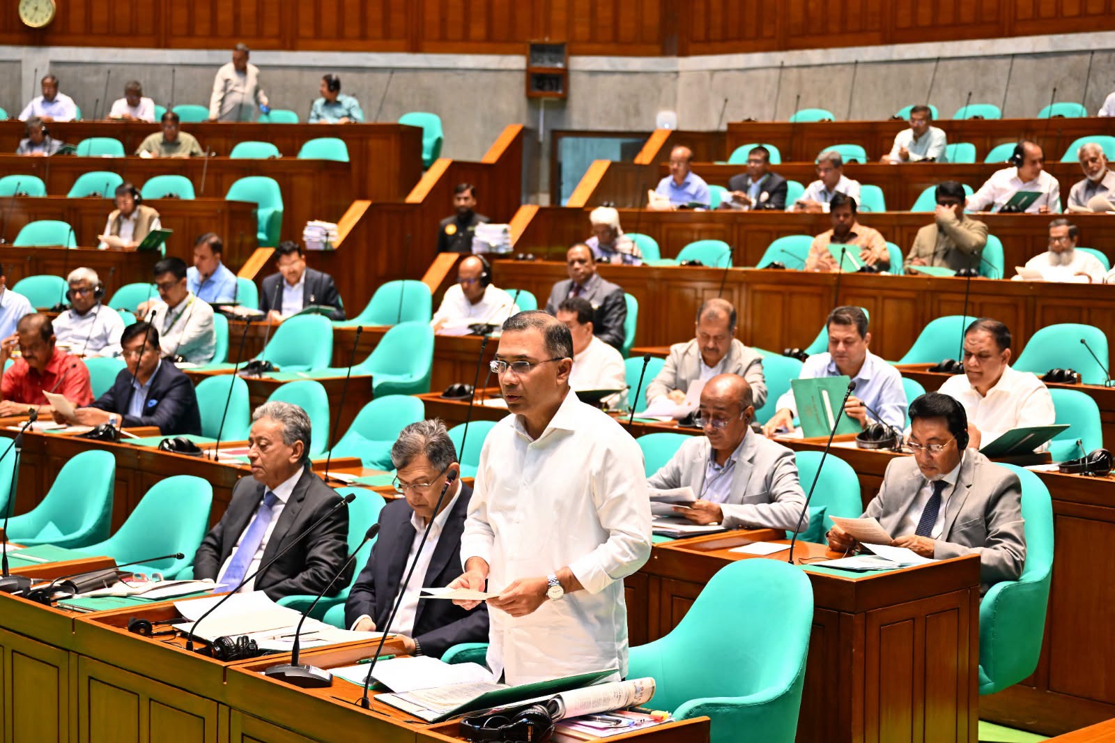 Govt takes financial incentives to encourage rooftop solar power generation: PM