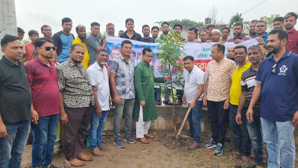 Montu for planting more trees to combat climate change