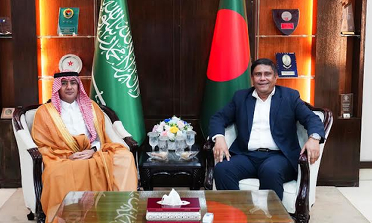Defence adviser, Saudi envoy discuss boosting defence ties