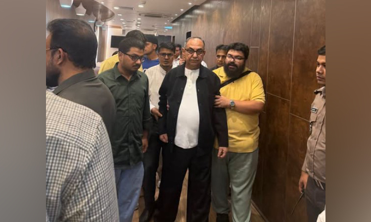 Mirza Abbas returns home 