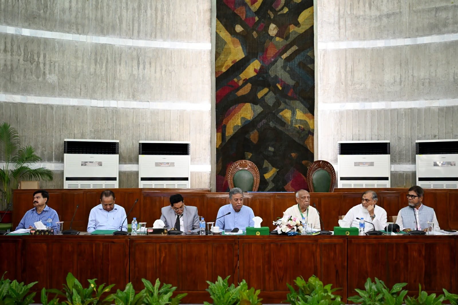 Standing Committee on Finance Ministry holds 3rd meeting