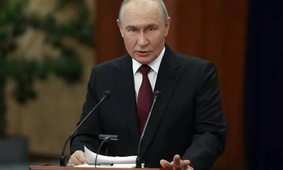 Putin orders halt in strikes on Kyiv for Trump envoys' visit: Kremlin