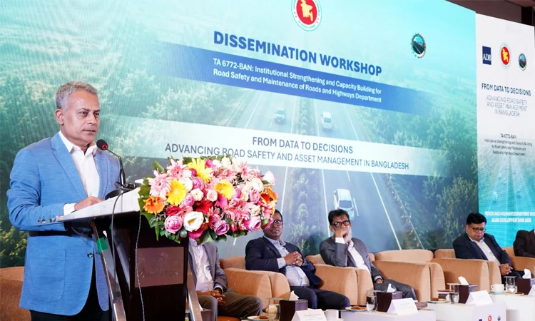 Shaikh Rabiul stresses public awareness, proper driver training to curb road accidents