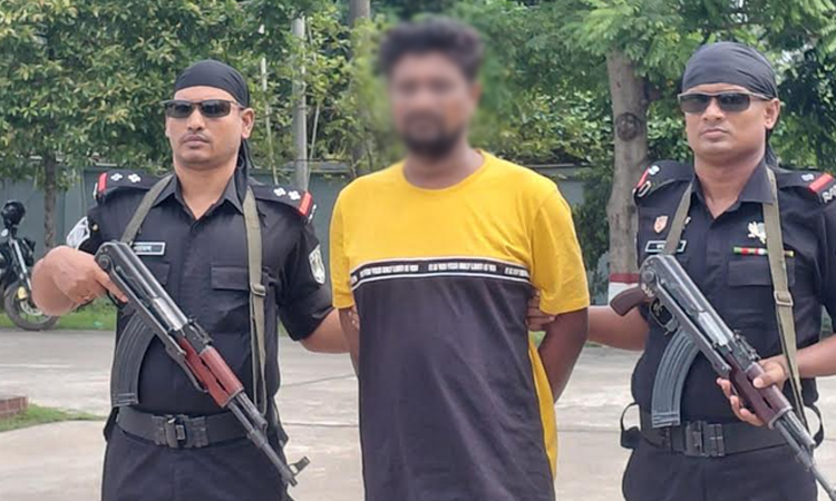 Terror chief held with firearms in Khulna