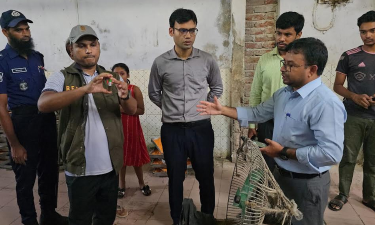 Food factory fined in Bogura for producing food in unhygienic conditions