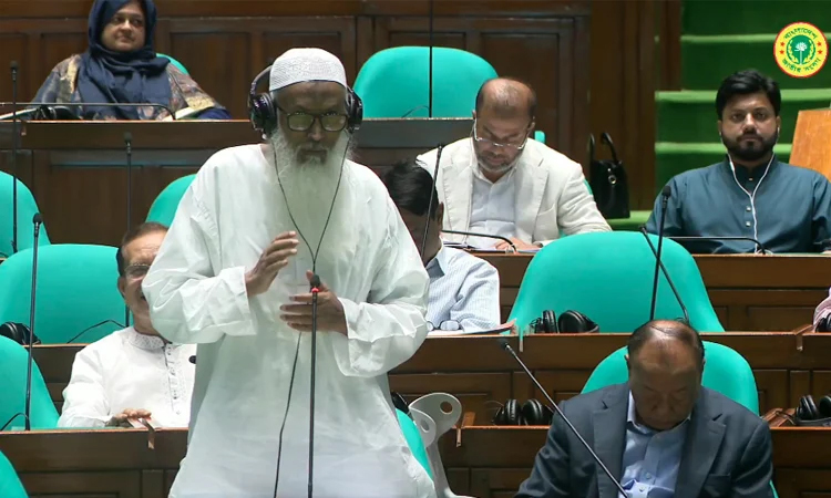 Hajj package cost for country’s pilgrims for 2027 reduced: Minister