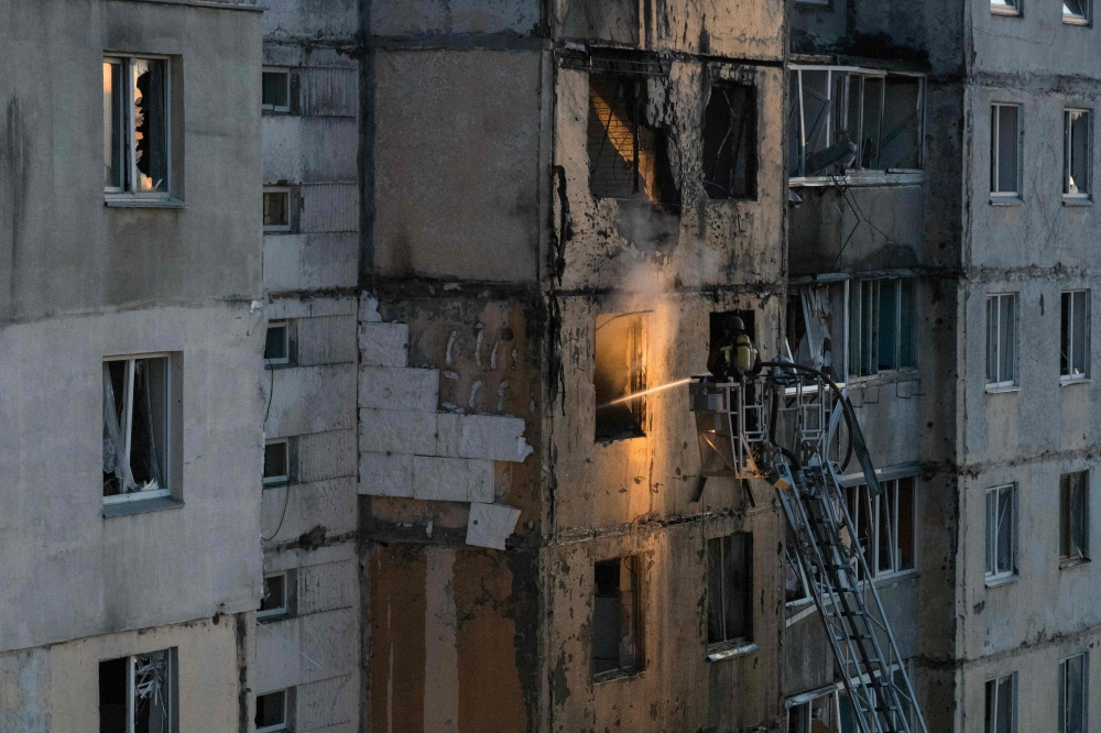 Series of explosions heard in Kyiv as Russia resumes strikes