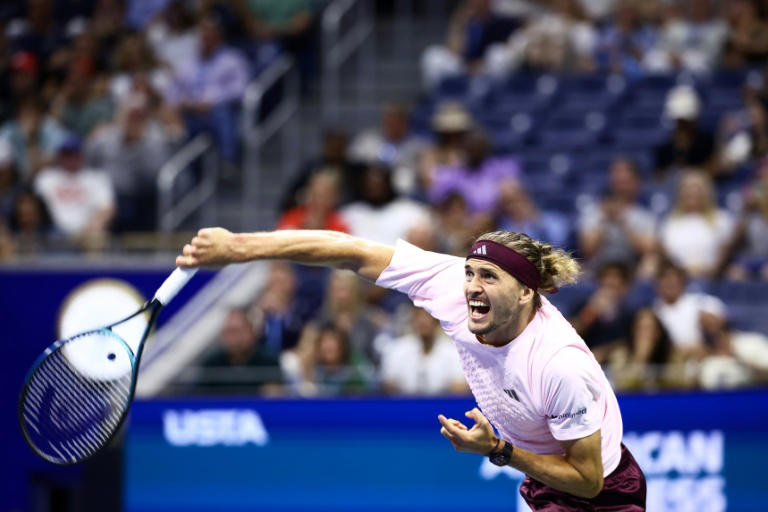 Zverev romps into quarter-finals as Darderi downed