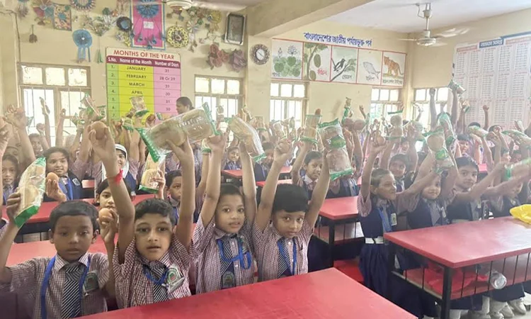 School feeding programme boosts attendance, attention in Chattogram