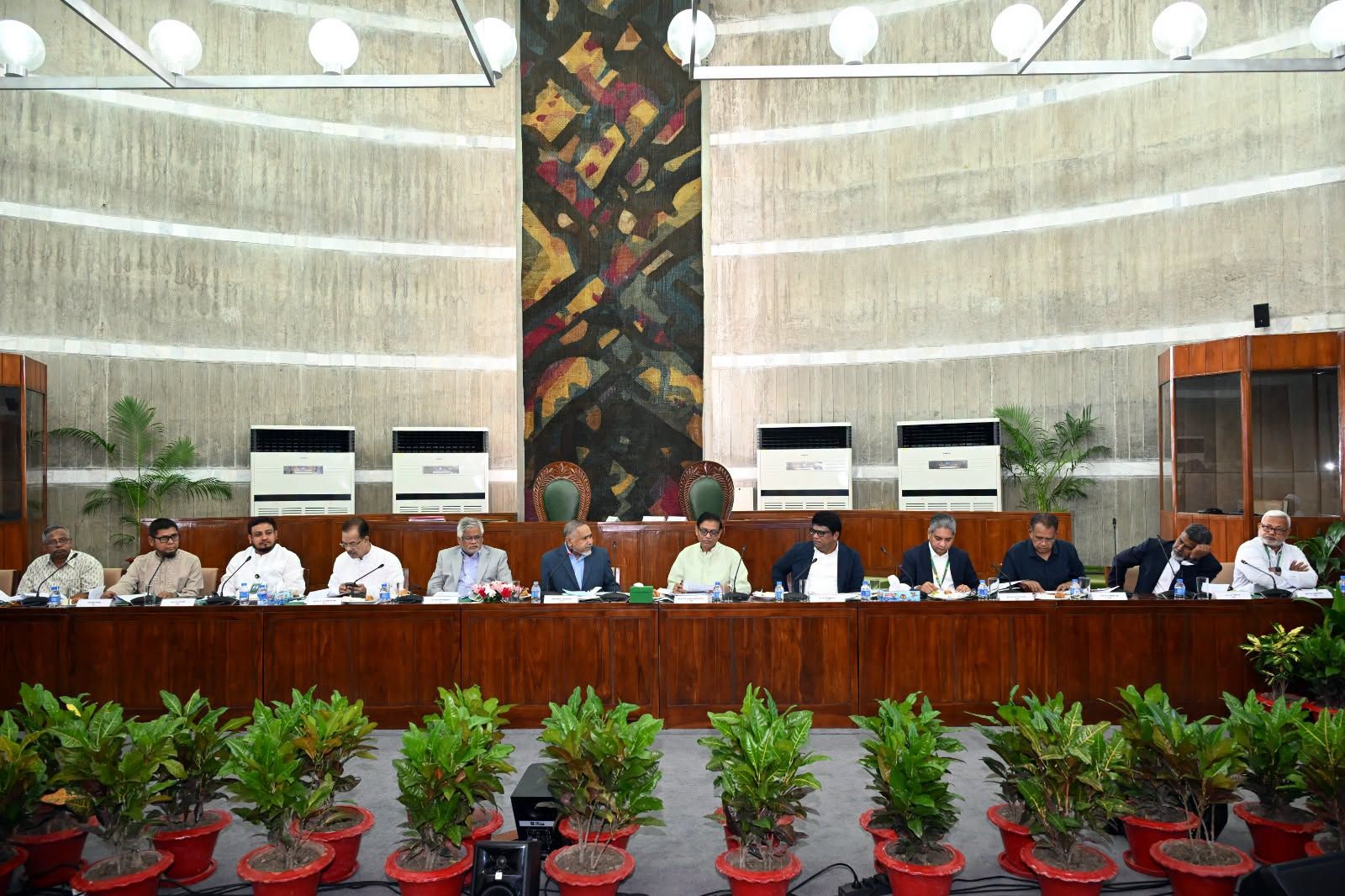 Standing Committee on Public Accounts holds 1st meeting