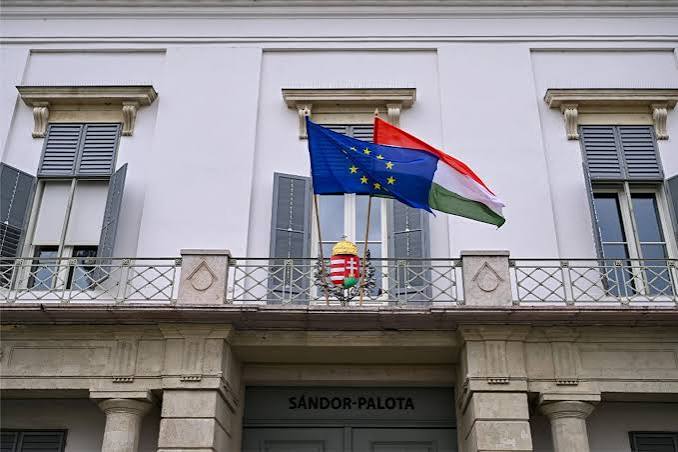 Hungary expels 10 Russian mission staff for 'unacceptable activities'