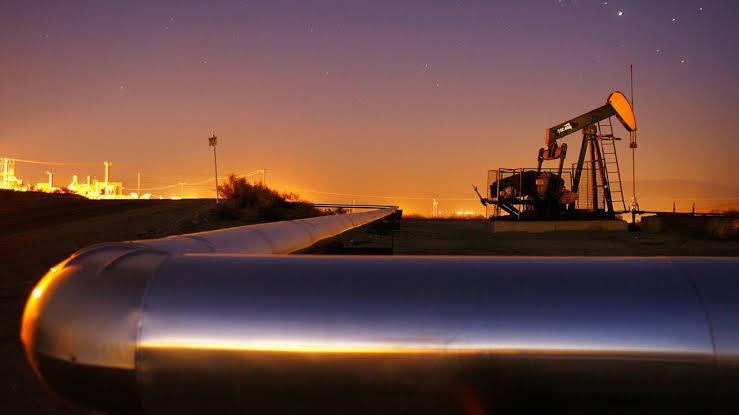 Brent oil passes $100 on Mideast flare-up, stoking inflation fears