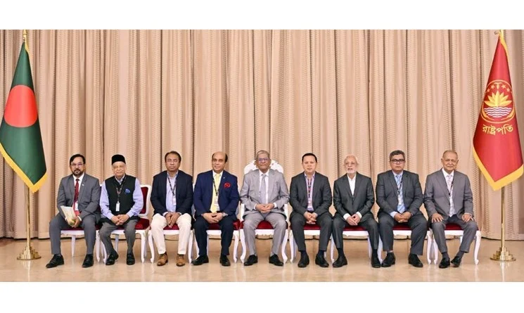 President calls for refit education system based on culture, national needs