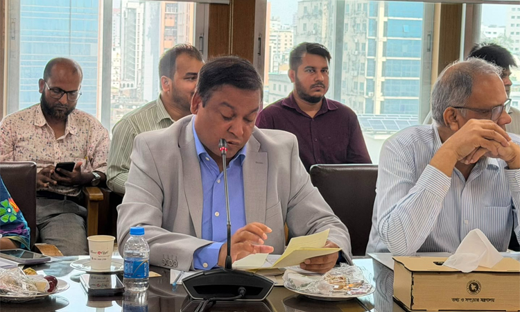 Managing Director and Chief Editor of Bangladesh Sangbad Sangstha (BSS), Muhammed Kader Gani Chowdhury, participated in the open discussion at the consultation meeting. Photo: BSS