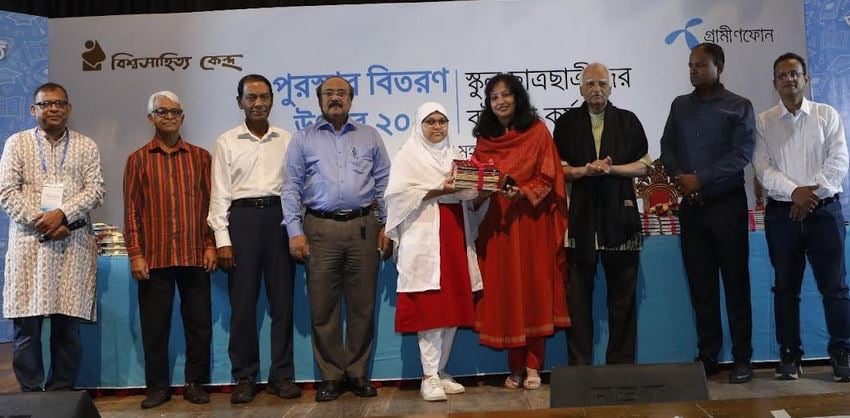 2,120 students awarded for book reading in Rajshahi