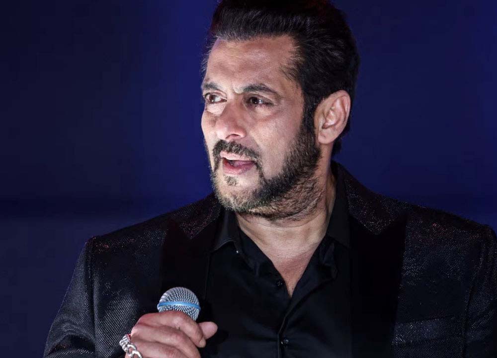 সাপের কামড়ের পর বেঁচে গেলেন বলিউড মেগাস্টার সালমান খান