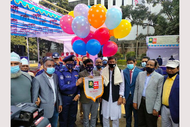 বগুড়ায় বঙ্গবন্ধু ও স্বাধীনতা বইমেলার উদ্বোধন 