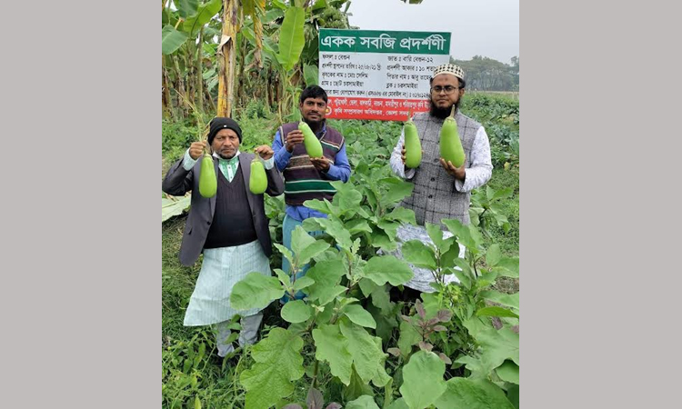 Ikki marta mushtlash birinchi marta, haqiqatan ham ruscha Men klitoramni onanizm qilishni yaxshi koraman.