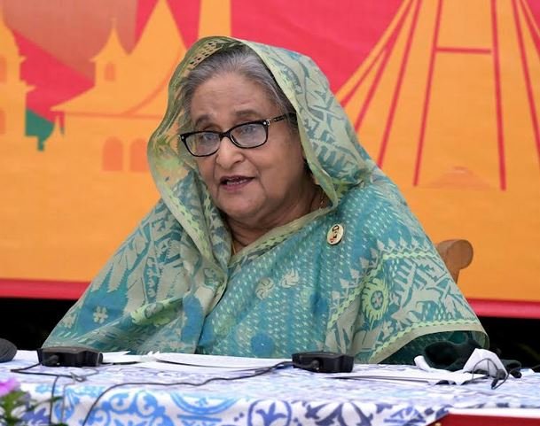 Onlayn qora tanli ayollarda porno