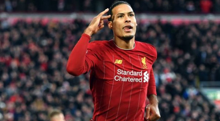 Paypoq kiygan yosh fohisha