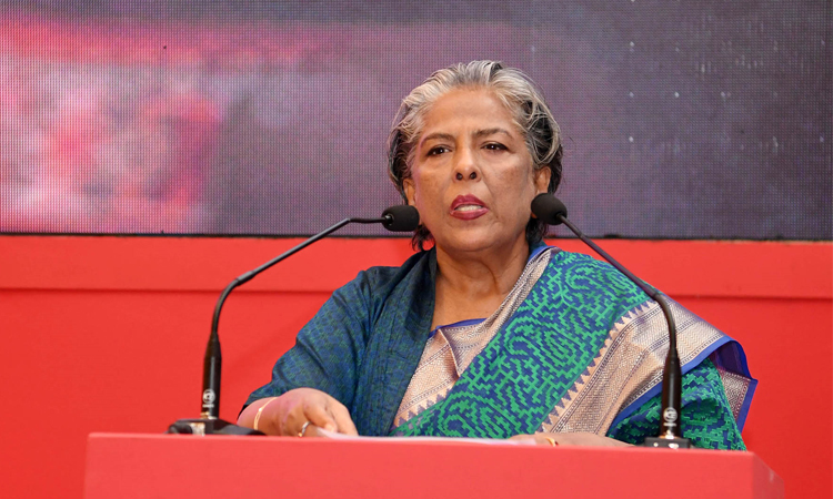 Oqartirish pornosi: Yoruichi va Soi Fong