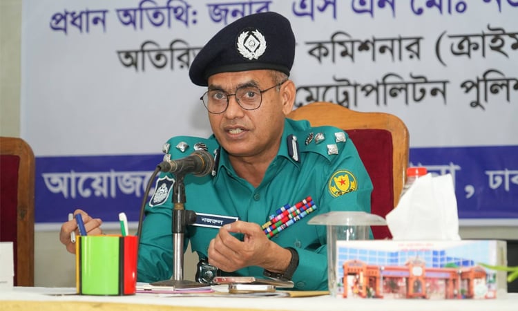 সেবা পাওয়া জনগণের অধিকার, পুলিশ জনগণকে সেবা দিতে বাধ্য: নজরুল ইসলাম