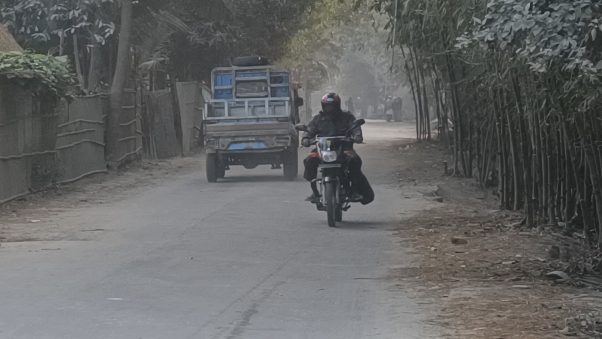 কুড়িগ্রামে শীতের দাপটে জনজীবন কাহিল 