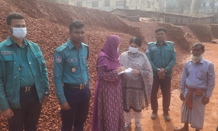 দূষণ বিরোধী অভিযানে ২৪ লাখ টাকা জরিমানা