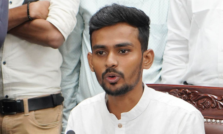 জাতীয় প্রশ্নে আমরা ঐক্যবদ্ধ থাকবো : আসিফ মাহমুদ 